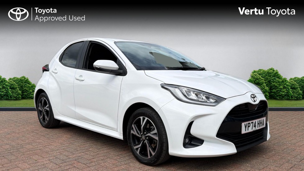 Toyota Yaris 1.5 Hybrid Design 5dr CVT Hybrid Hatchback - Image 1