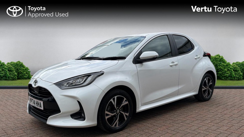 Toyota Yaris 1.5 Hybrid Design 5dr CVT Hybrid Hatchback - Image 3