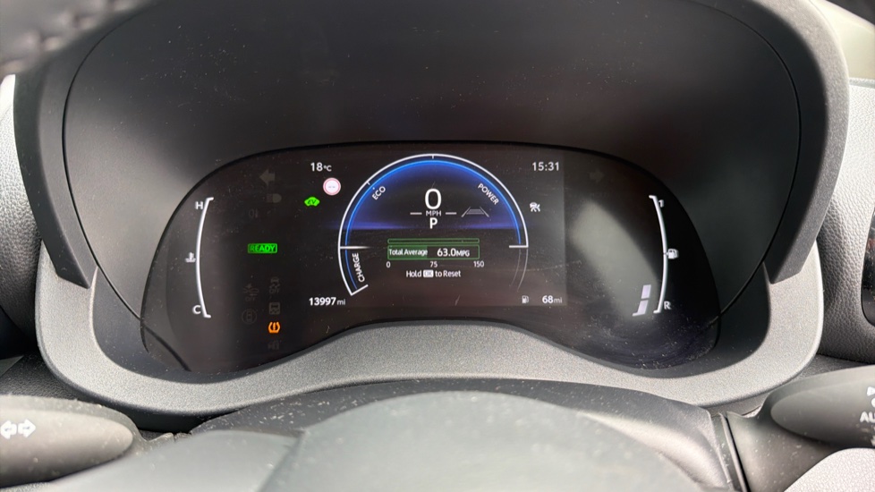 Toyota Yaris 1.5 Hybrid Design 5dr CVT Hybrid Hatchback - Image 11