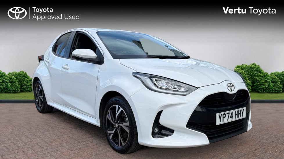 Toyota Yaris 1.5 Hybrid Design 5dr CVT Hybrid Hatchback - Image 1
