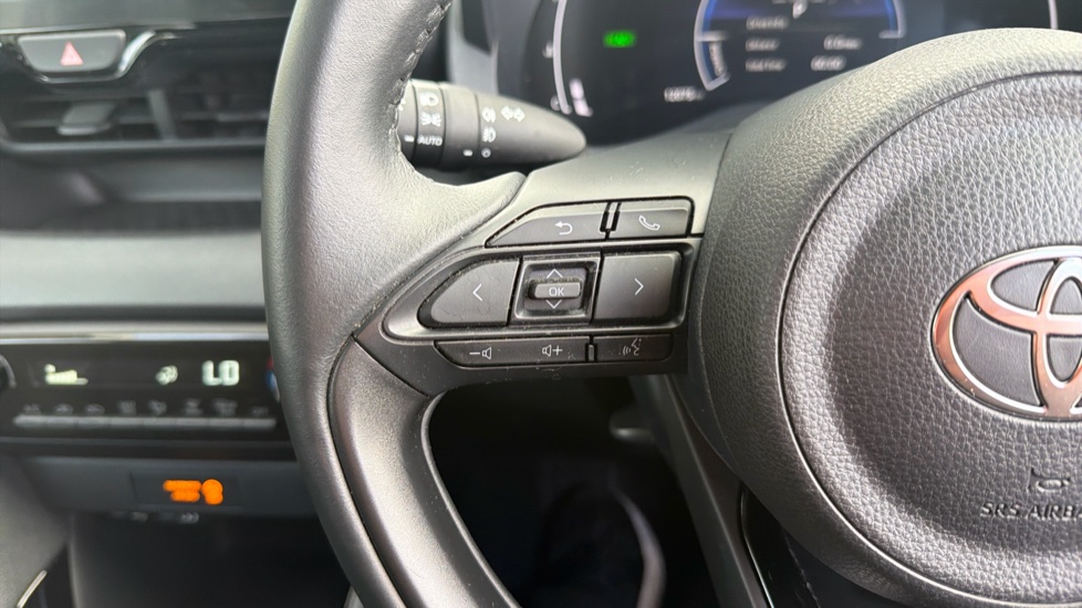 Toyota Yaris 1.5 Hybrid Design 5dr CVT Hybrid Hatchback - Image 36