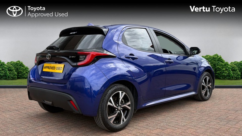 Toyota Yaris 1.5 Hybrid Design 5dr CVT Hybrid Hatchback - Image 2