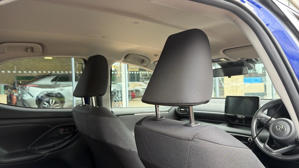 Toyota Yaris 1.5 Hybrid Design 5dr CVT Hybrid Hatchback - Image 19