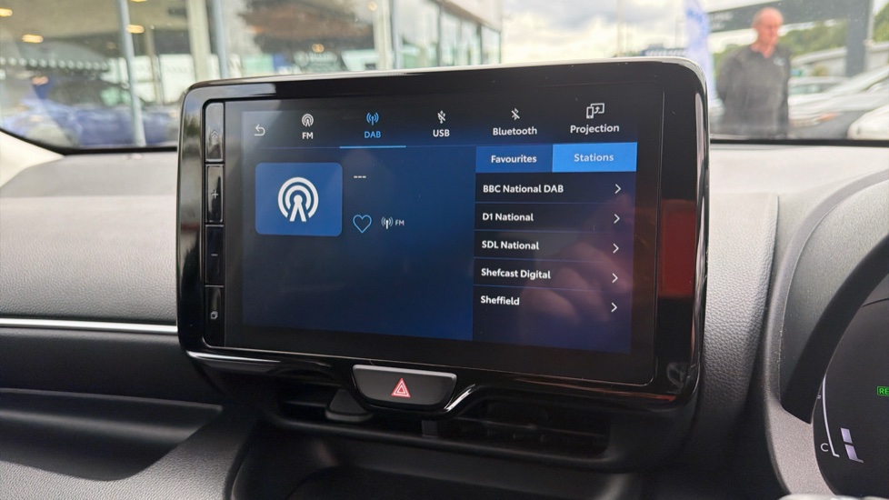 Toyota Yaris 1.5 Hybrid Design 5dr CVT Hybrid Hatchback - Image 32