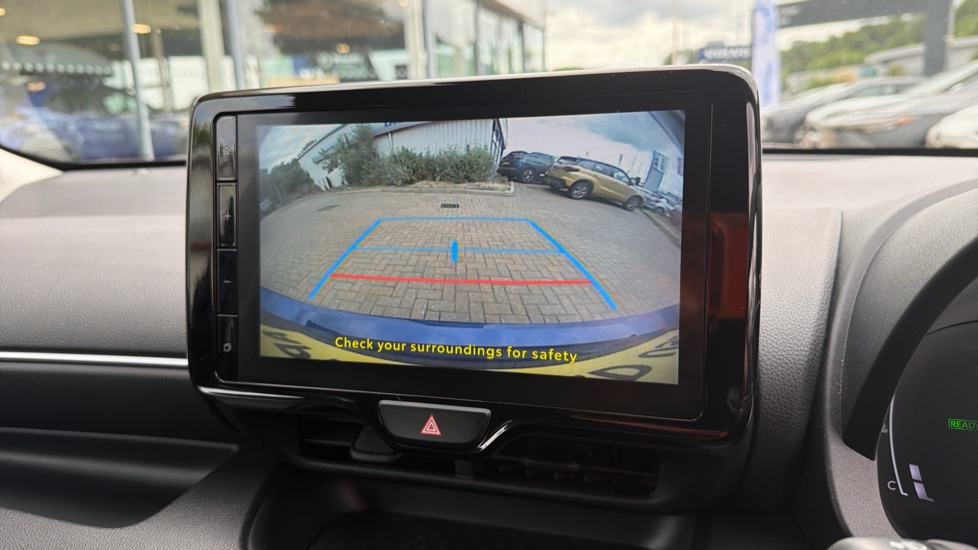 Toyota Yaris 1.5 Hybrid Design 5dr CVT Hybrid Hatchback - Image 33