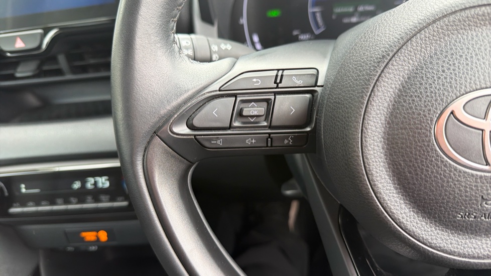 Toyota Yaris 1.5 Hybrid Design 5dr CVT Hybrid Hatchback - Image 36