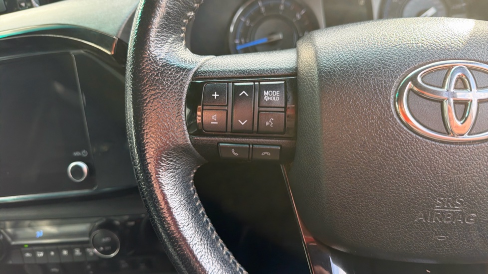 Toyota Hilux Diesel Invincible X D/Cab Pick Up 2.8 D 48V Auto - Image 37