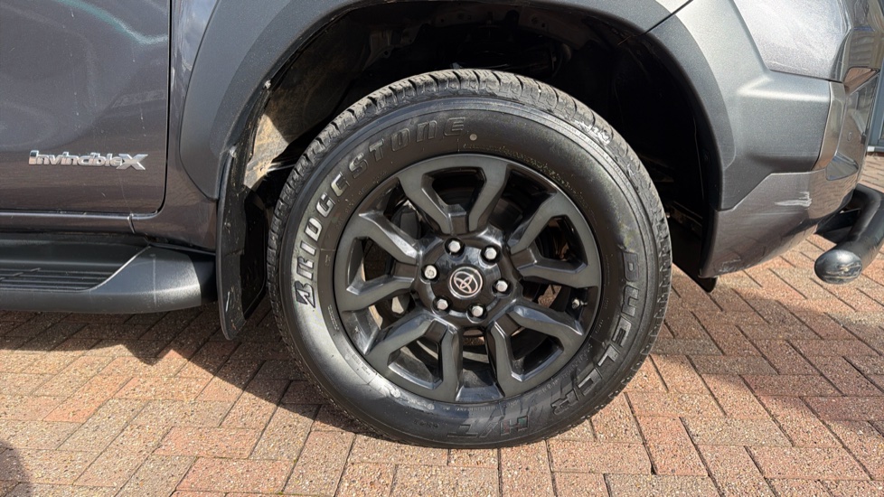 Toyota Hilux Diesel Invincible X D/Cab Pick Up 2.8 D 48V Auto - Image 42