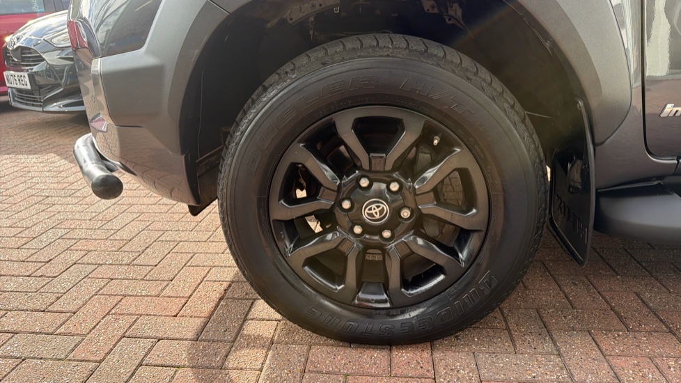 Toyota Hilux Diesel Invincible X D/Cab Pick Up 2.8 D 48V Auto - Image 44
