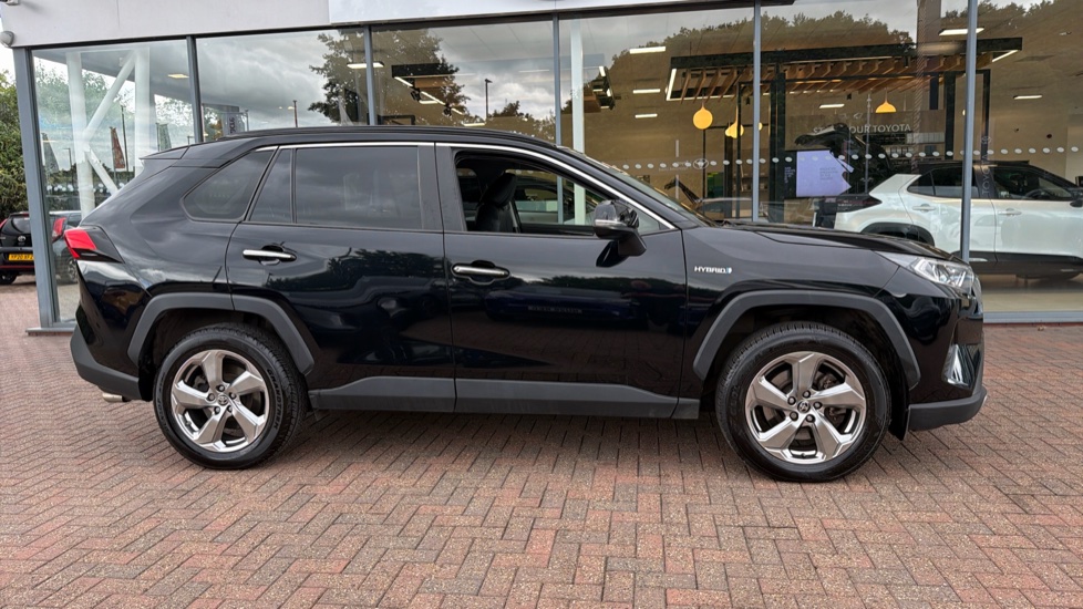 Toyota RAV4 2.5 VVT-i Hybrid Excel TSS 5dr CVT Hybrid Estate - Image 23