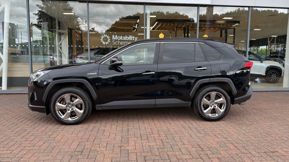 Toyota RAV4 2.5 VVT-i Hybrid Excel TSS 5dr CVT Hybrid Estate - Image 24