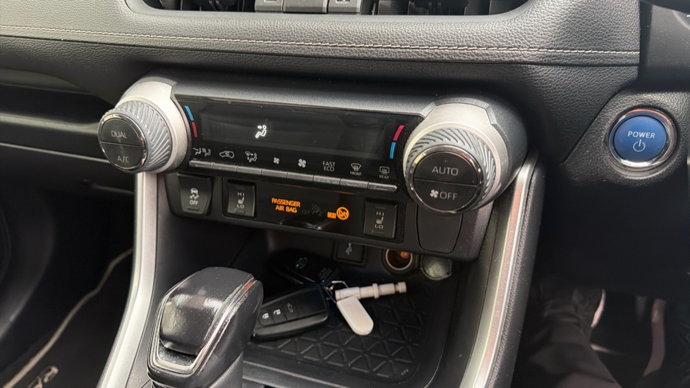 Toyota RAV4 2.5 VVT-i Hybrid Excel TSS 5dr CVT Hybrid Estate - Image 40