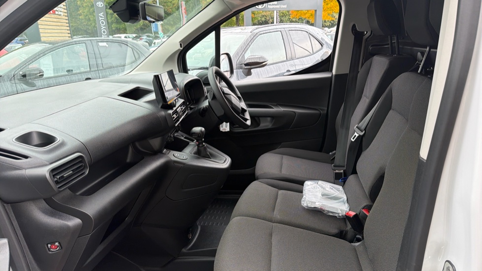 Toyota Proace City L1 Diesel 1.5D 100 Icon Van - Image 5