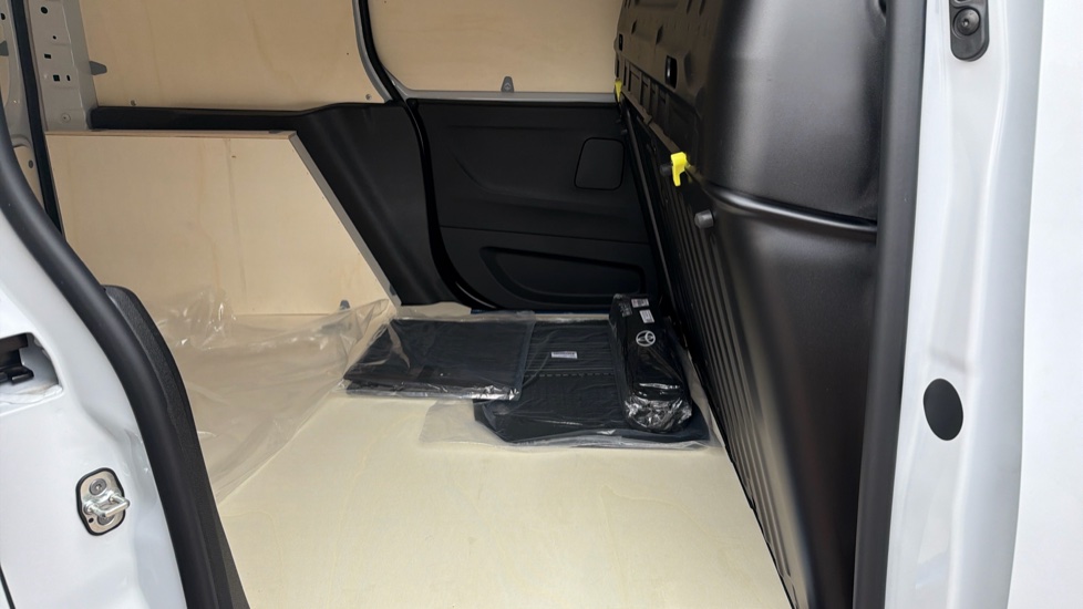 Toyota Proace City L1 Diesel 1.5D 100 Icon Van - Image 17