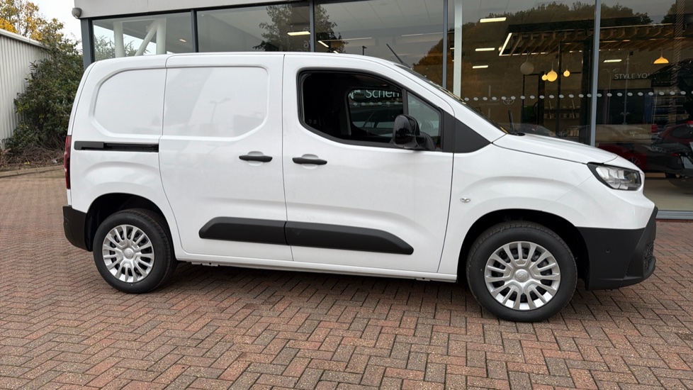 Toyota Proace City L1 Diesel 1.5D 100 Icon Van - Image 23