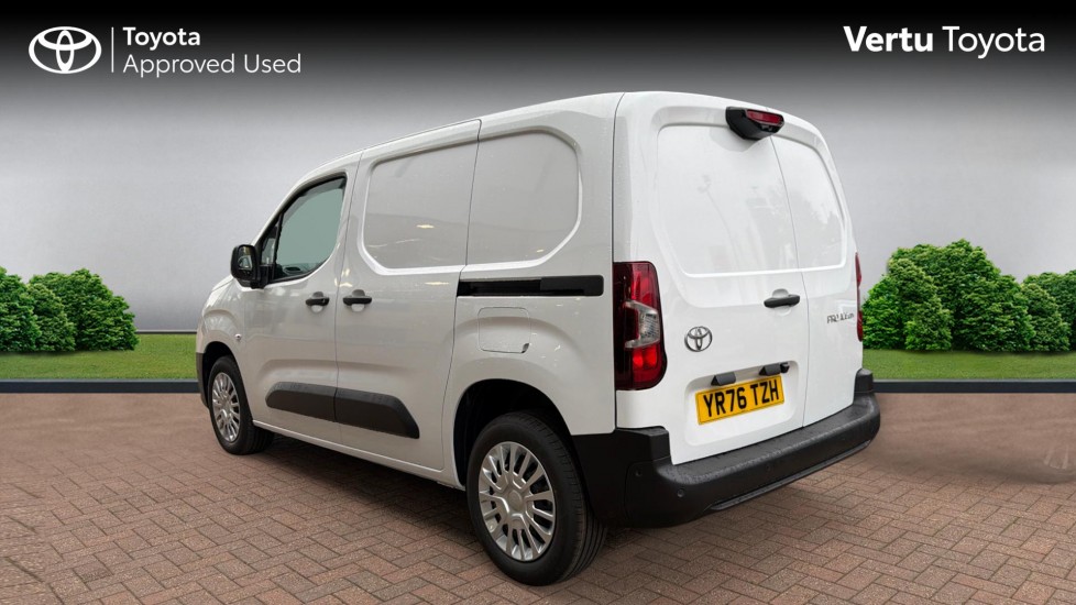 Toyota Proace City L1 Diesel 1.5D 100 Icon Van - Image 4