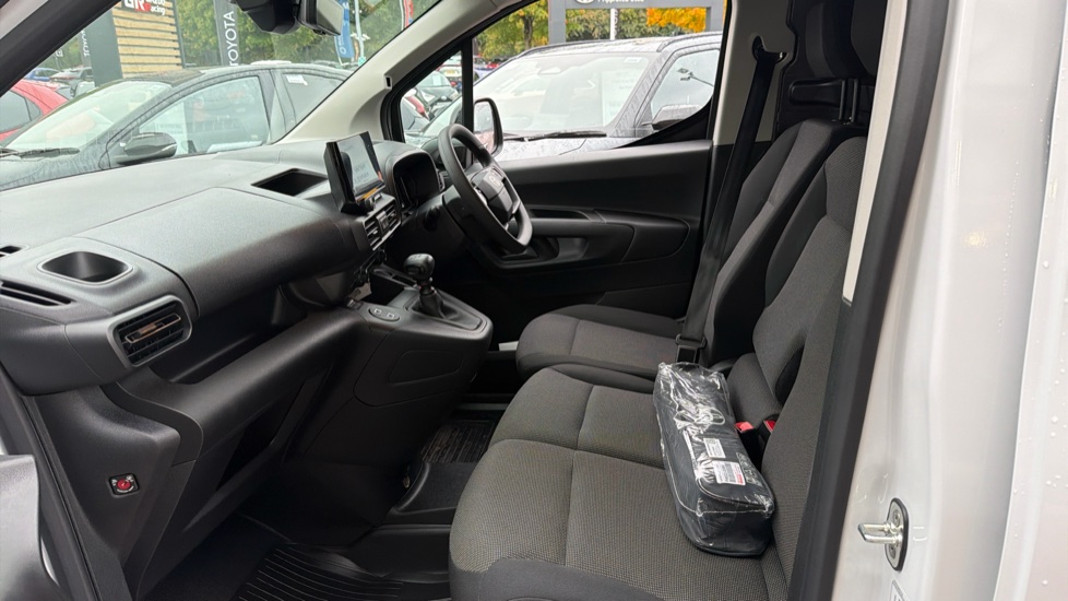 Toyota Proace City L1 Diesel 1.5D 100 Icon Van - Image 5