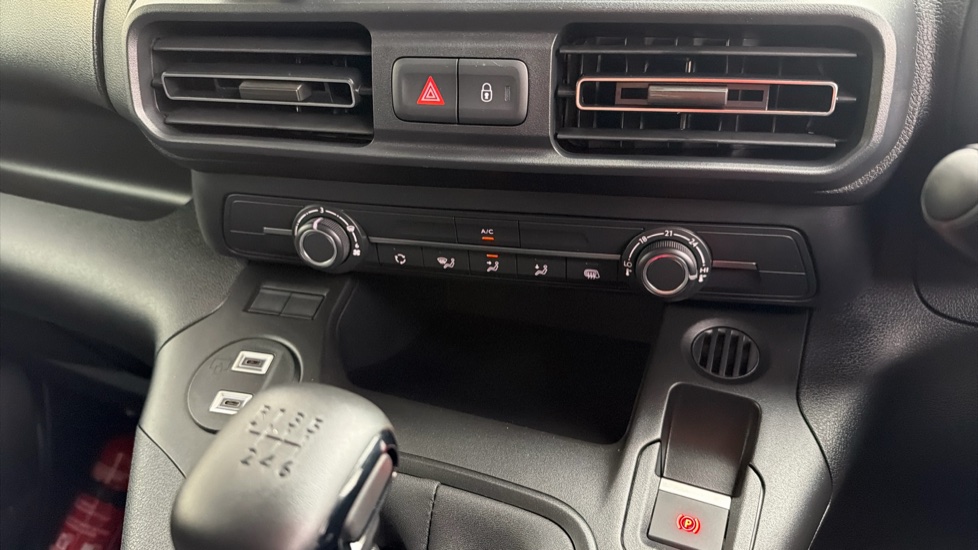 Toyota Proace City L1 Diesel 1.5D 100 Icon Van - Image 38