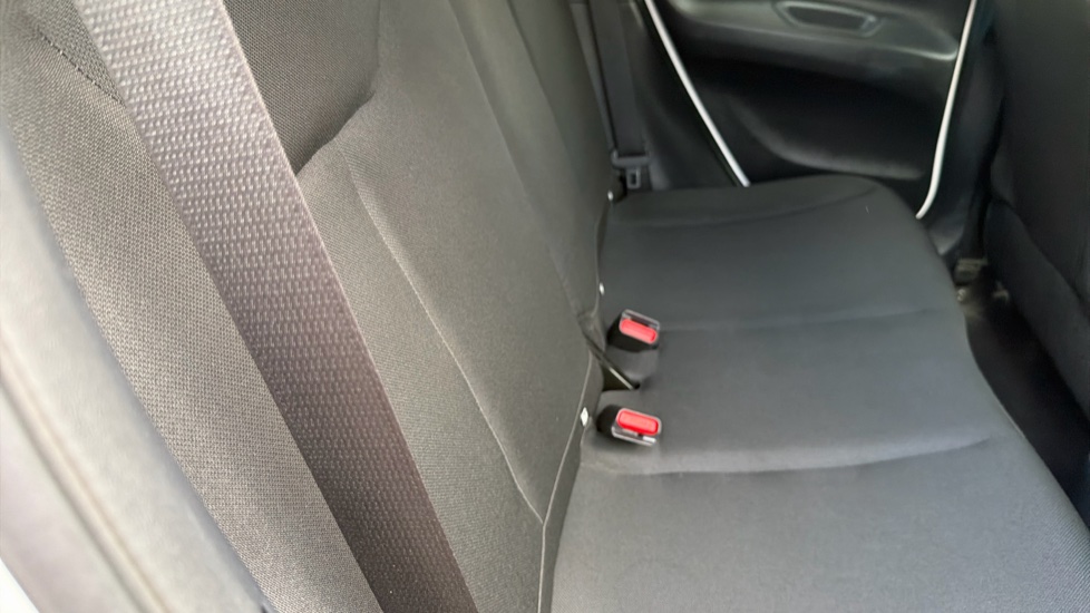 Toyota Aygo X 1.0 VVT-i Pure 5dr Petrol Hatchback - Image 14