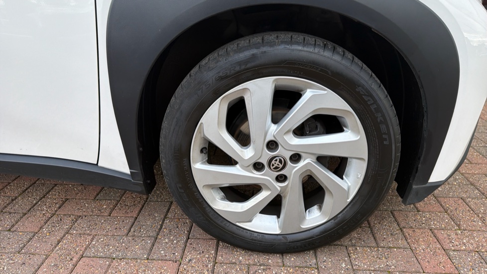 Toyota Aygo X 1.0 VVT-i Pure 5dr Petrol Hatchback - Image 40