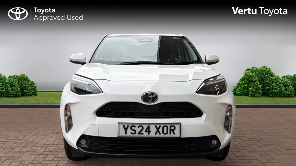 Toyota Yaris Cross 1.5 Hybrid Icon 5dr CVT Hybrid Estate - Image 22