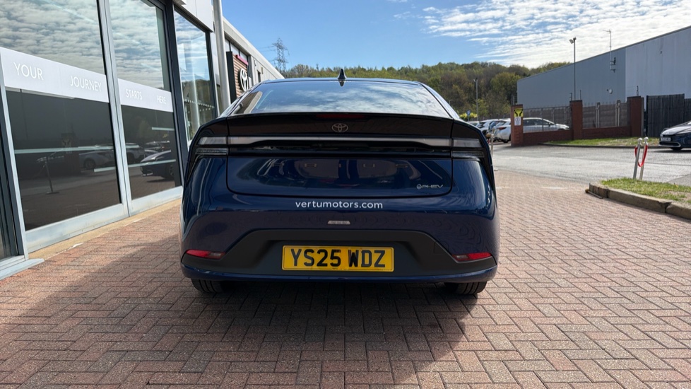 Toyota Prius 2.0 PHEV Design 5dr CVT Hatchback - Image 26