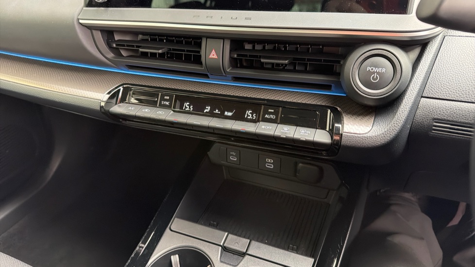Toyota Prius 2.0 PHEV Design 5dr CVT Hatchback - Image 29