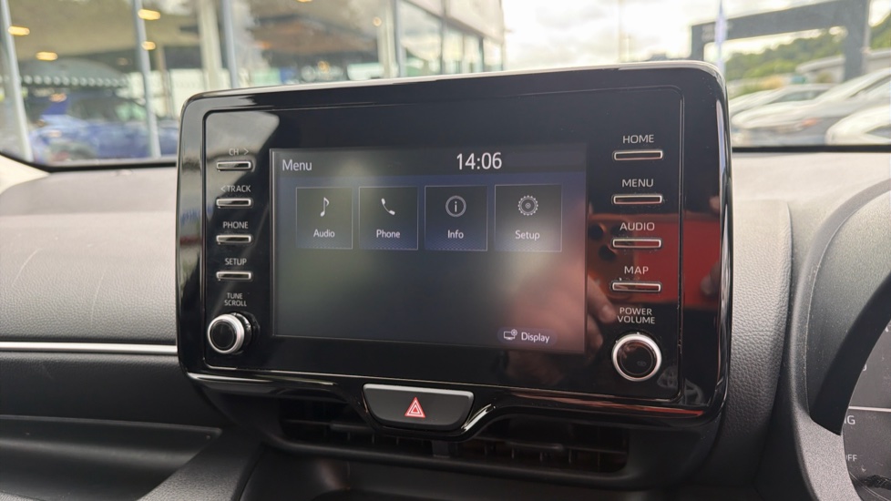 Toyota Yaris 1.5 Hybrid Icon 5dr CVT Hybrid Hatchback - Image 29