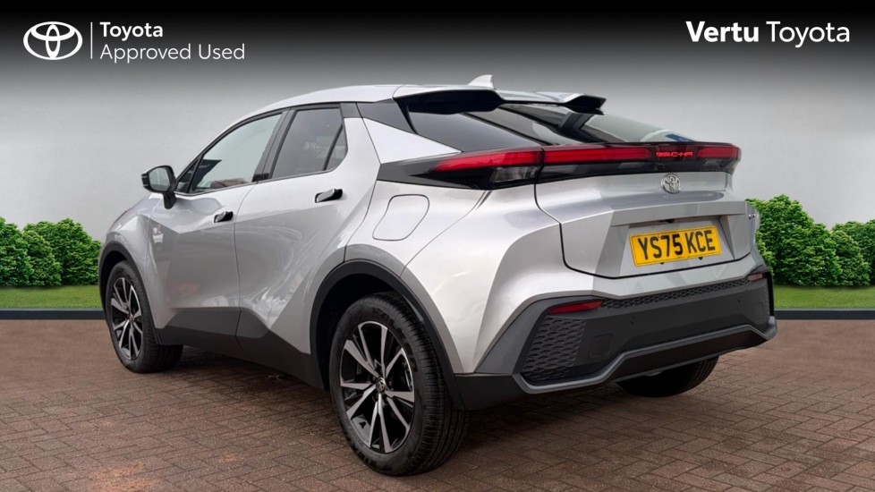 Toyota C-HR 1.8 Hybrid Design 5dr CVT Hybrid Hatchback - Image 4