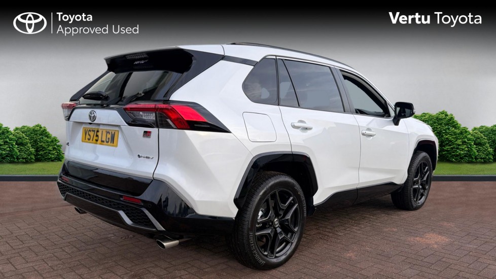 Toyota RAV4 2.5 PHEV GR Sport 5dr CVT Estate - Image 2