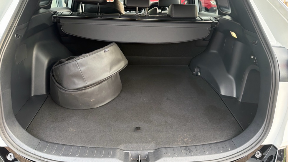 Toyota RAV4 2.5 PHEV GR Sport 5dr CVT Estate - Image 14