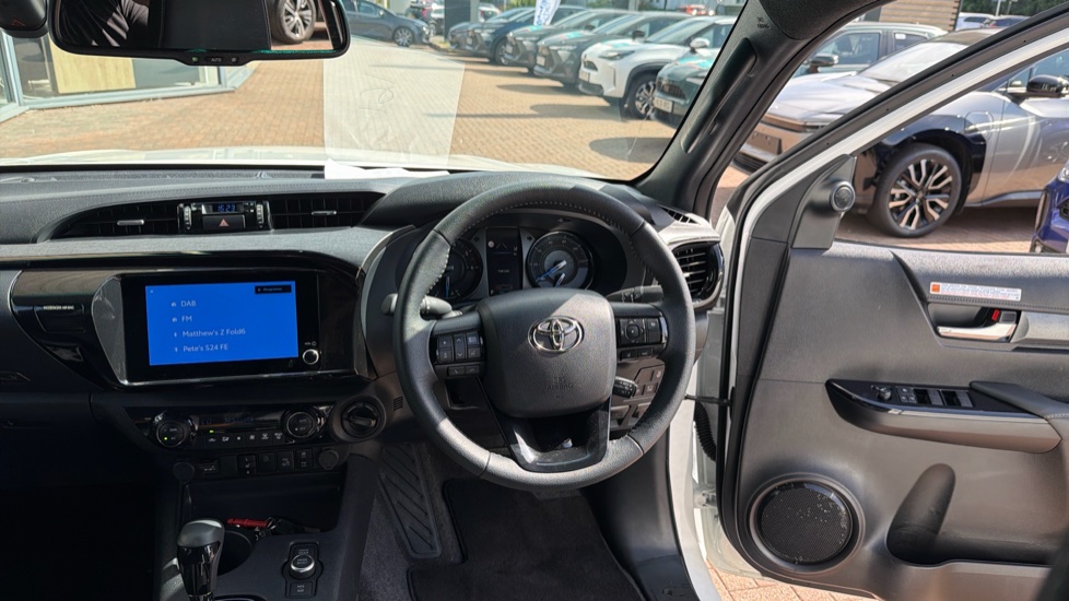 Toyota Hilux Diesel Invincible X D/Cab Pick Up 2.8 D 48V Auto - Image 7
