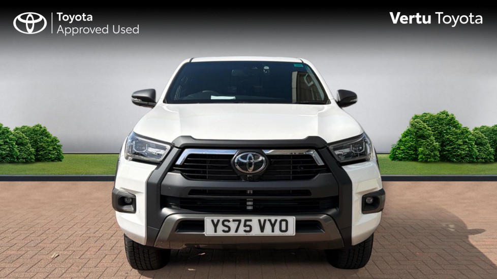Toyota Hilux Diesel Invincible X D/Cab Pick Up 2.8 D 48V Auto - Image 22