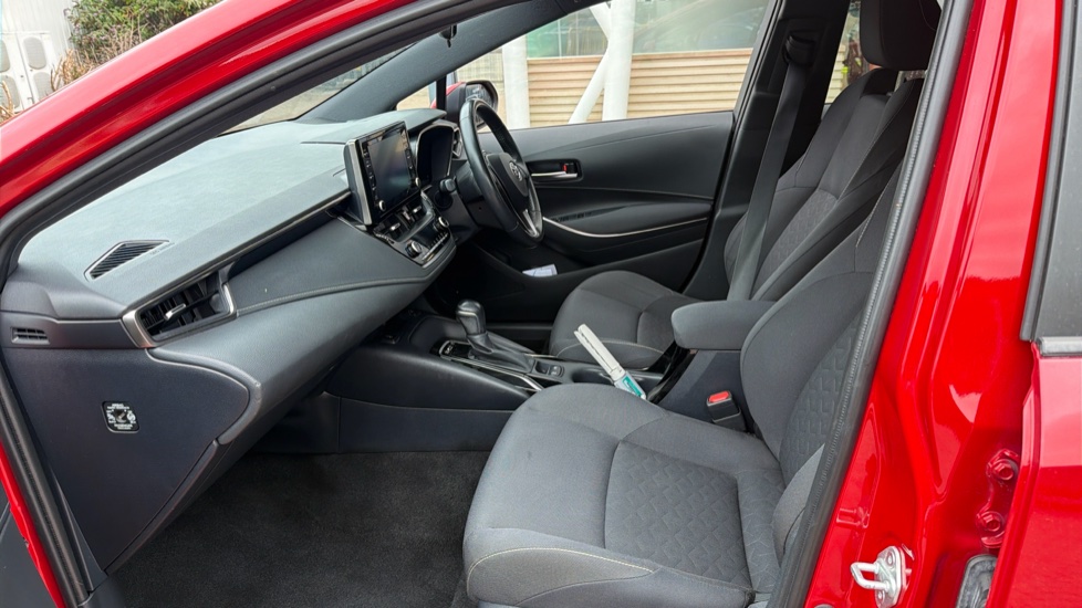 Toyota Corolla 1.8 VVT-i Hybrid Icon Tech 5dr CVT Hybrid Hatchback - Image 5