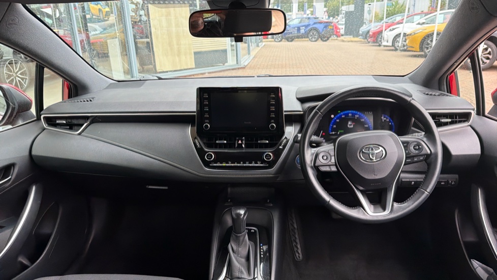 Toyota Corolla 1.8 VVT-i Hybrid Icon Tech 5dr CVT Hybrid Hatchback - Image 6