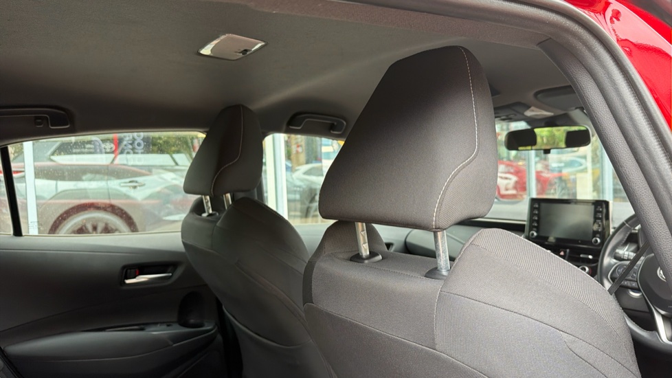 Toyota Corolla 1.8 VVT-i Hybrid Icon Tech 5dr CVT Hybrid Hatchback - Image 19