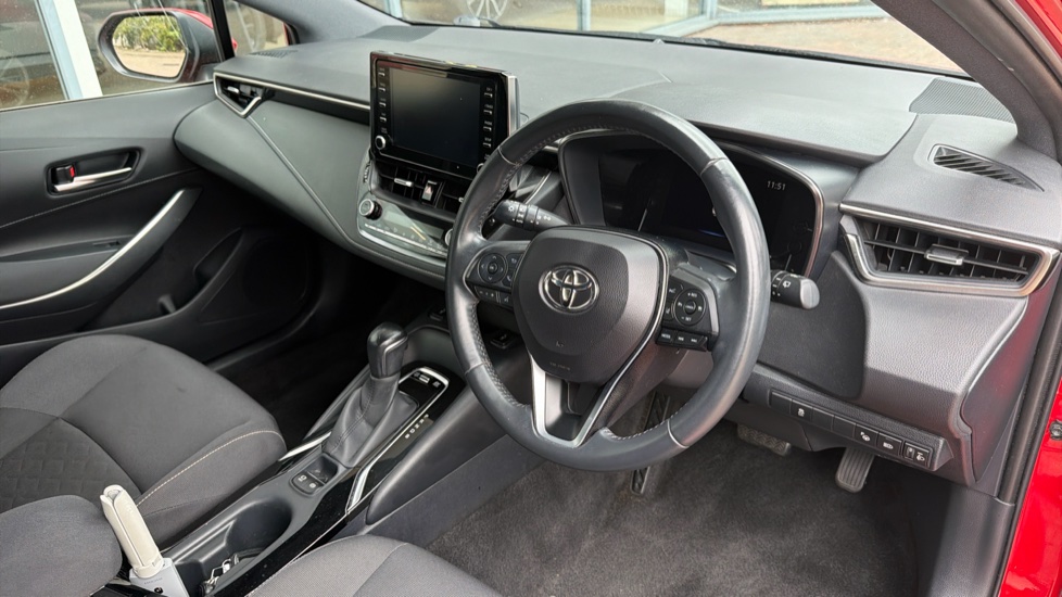 Toyota Corolla 1.8 VVT-i Hybrid Icon Tech 5dr CVT Hybrid Hatchback - Image 34