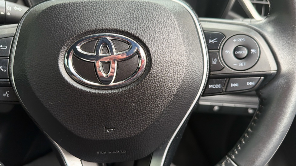 Toyota Corolla 1.8 VVT-i Hybrid Icon Tech 5dr CVT Hybrid Hatchback - Image 37
