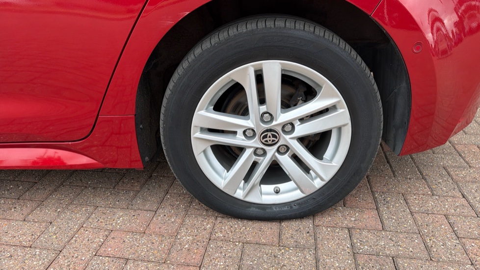 Toyota Corolla 1.8 VVT-i Hybrid Icon Tech 5dr CVT Hybrid Hatchback - Image 43