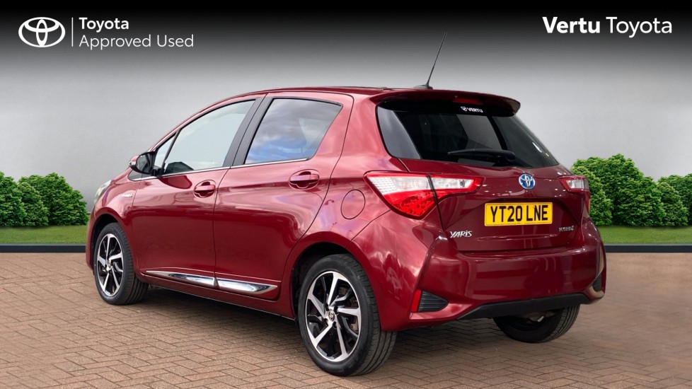 Toyota Yaris 1.5 Hybrid Excel 5dr CVT Hybrid Hatchback - Image 4