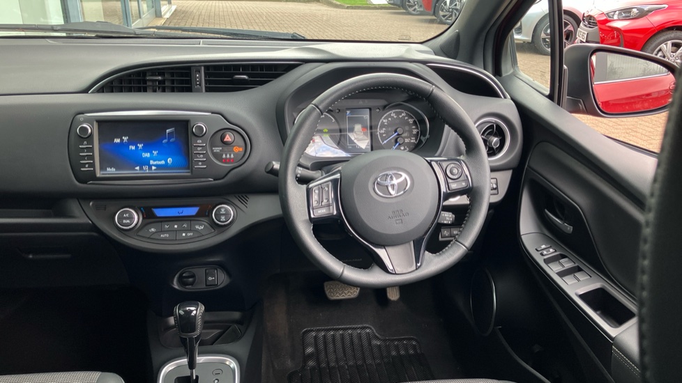 Toyota Yaris 1.5 Hybrid Excel 5dr CVT Hybrid Hatchback - Image 6