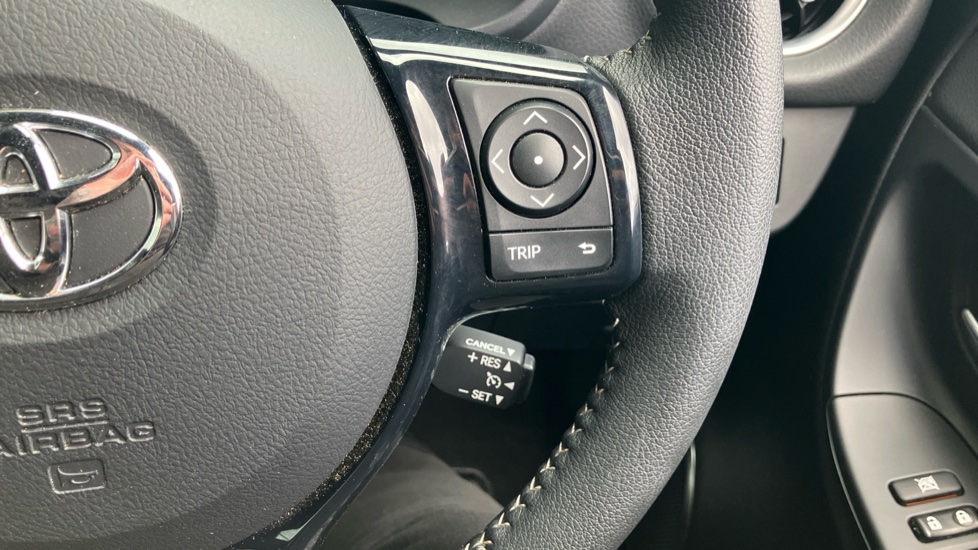 Toyota Yaris 1.5 Hybrid Excel 5dr CVT Hybrid Hatchback - Image 29