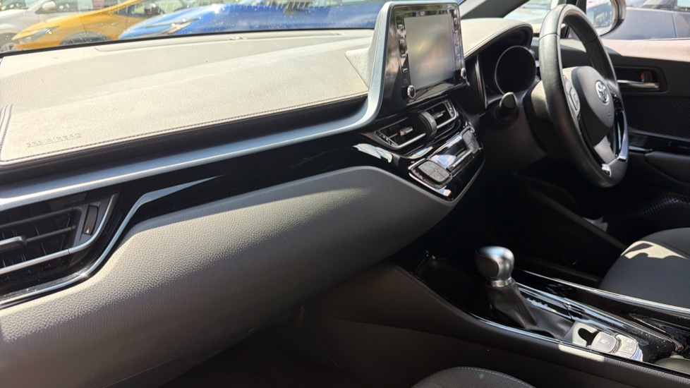 Toyota C-HR 1.8 Hybrid GR Sport 5dr CVT Hybrid Hatchback - Image 16