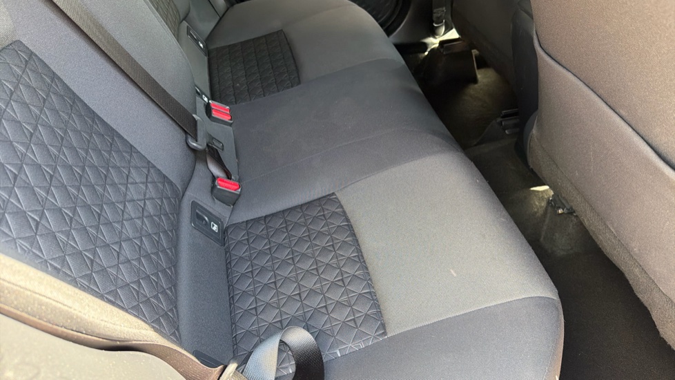 Toyota C-HR 1.8 Hybrid GR Sport 5dr CVT Hybrid Hatchback - Image 17