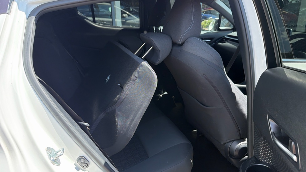Toyota C-HR 1.8 Hybrid GR Sport 5dr CVT Hybrid Hatchback - Image 18