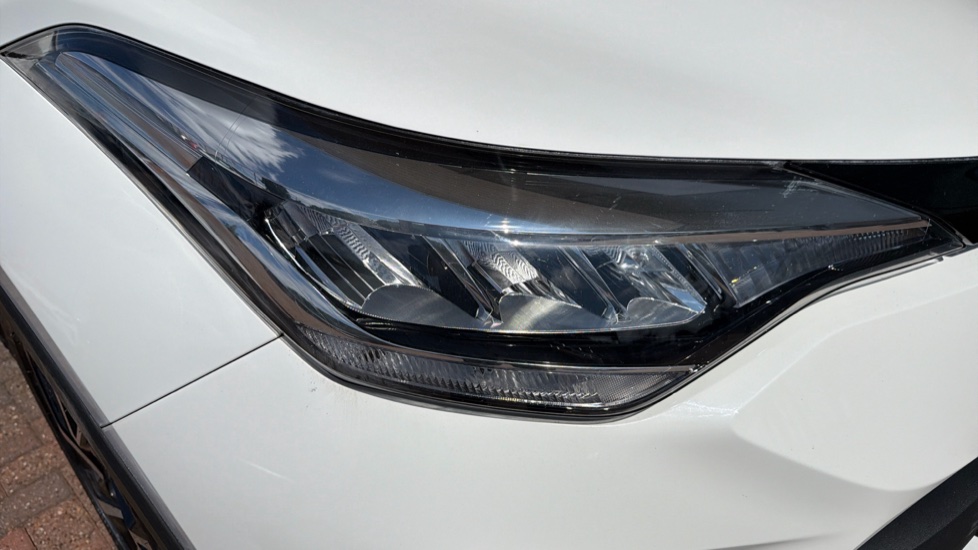 Toyota C-HR 1.8 Hybrid GR Sport 5dr CVT Hybrid Hatchback - Image 20