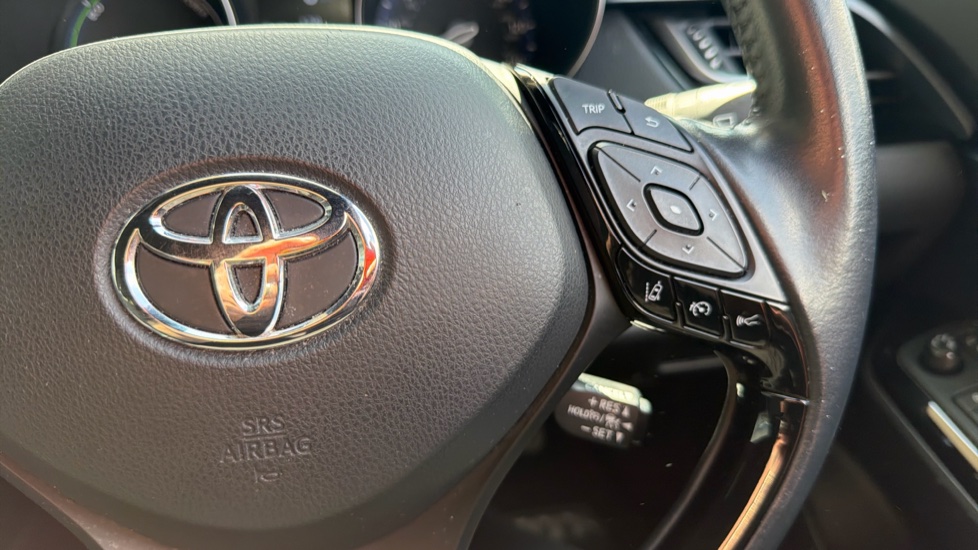 Toyota C-HR 1.8 Hybrid GR Sport 5dr CVT Hybrid Hatchback - Image 37
