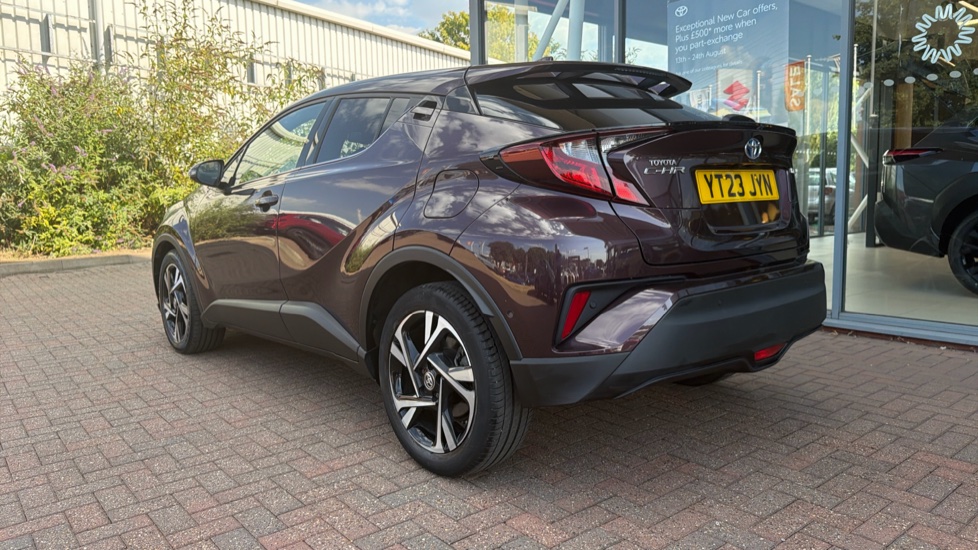 Toyota C-HR 1.8 Hybrid Design 5dr CVT Hybrid Hatchback - Image 4