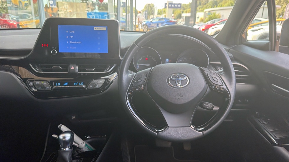 Toyota C-HR 1.8 Hybrid Design 5dr CVT Hybrid Hatchback - Image 10