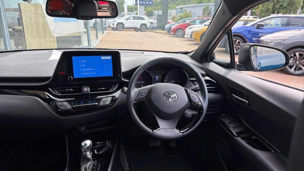 Toyota C-HR 1.8 Hybrid Design 5dr CVT Hybrid Hatchback - Image 7